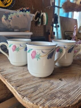 Lenox Poppies On Blue Coffee Cups